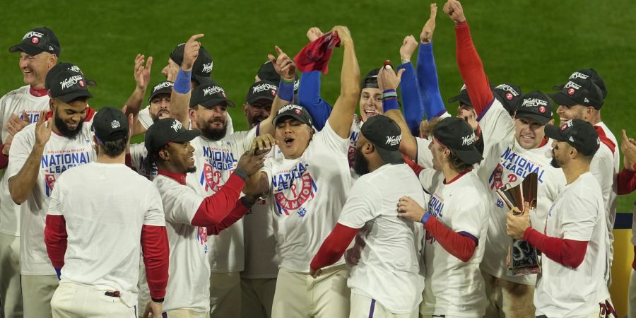 MLB