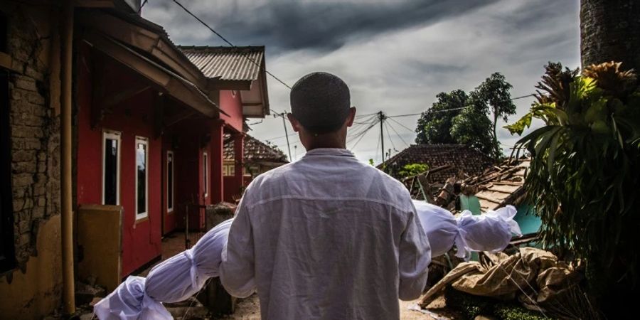 Erdbebenopfer in Indonesien