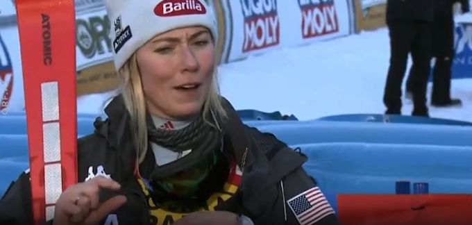 Mikaela Shiffrin spricht nach ihrem Sieg am Kronplatz im ORF-Interview über ihre Periode. Mikaela Shiffrin