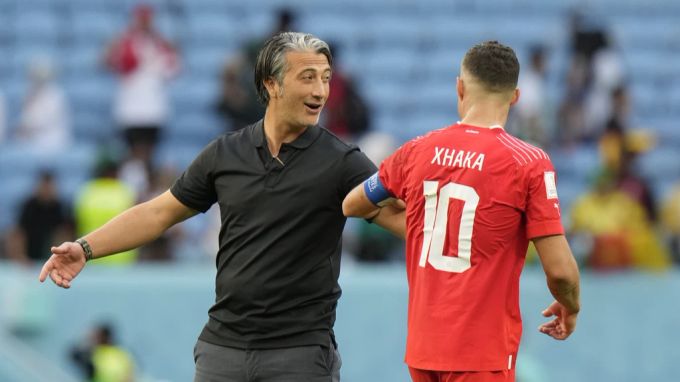 Granit Xhaka und Nati-Trainer Granit Xhaka während der WM 2022 in Katar. Granit Xhaka