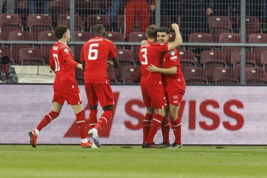 Zeki Amdouni und Silvan Widmer erhöhen nach der Pause.