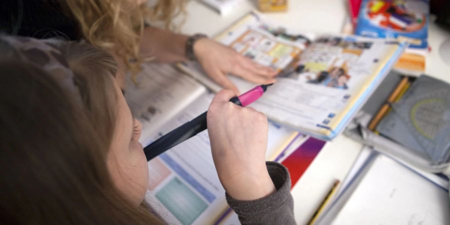 Auch Schüler mit relativ guten Noten setzen auf Nachhilfe, um noch besser zu werden.