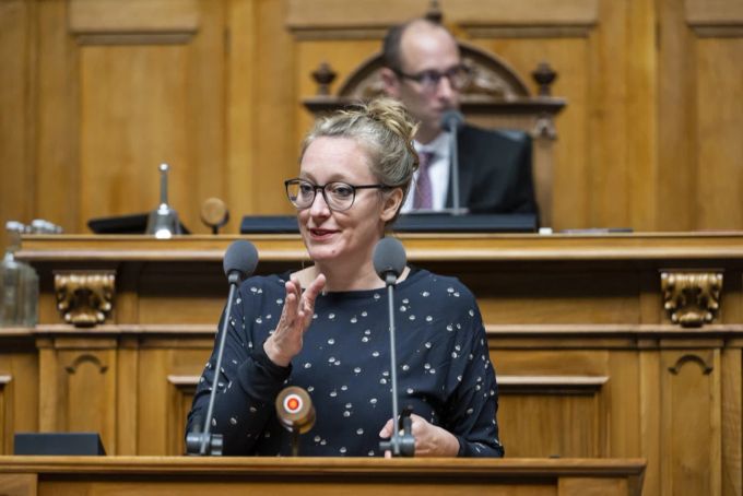 Aline Trede, GP-BE, spricht zur Grossen Kammer an der Wintersession 2022 im Nationalrat in Bern. Aline Trede