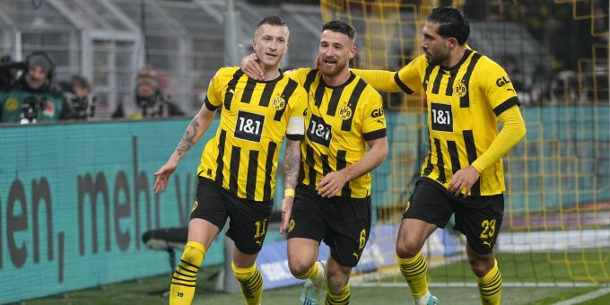Reus mit Rekord-Tor - BVB schlägt Leipzig und übernimmt Tabellenspitze