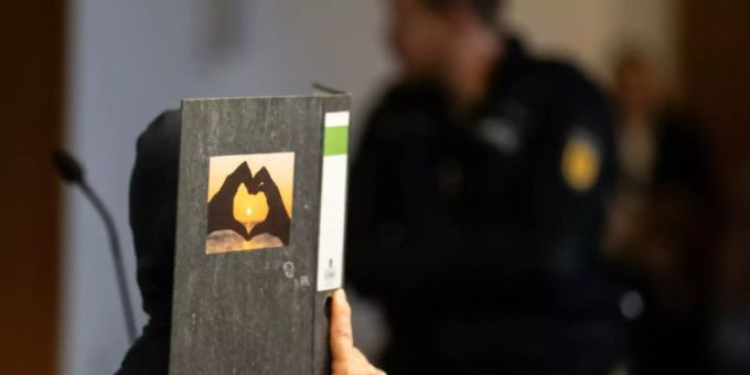 Angeklagter Bernhard H. im Freiburger Landgericht Angeklagter Bernhard H. im Freiburger Landgericht