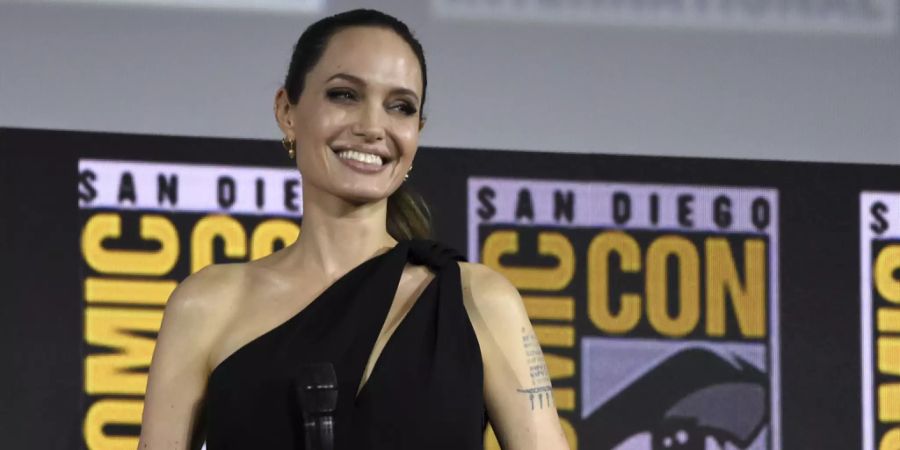 Angelina Jolie