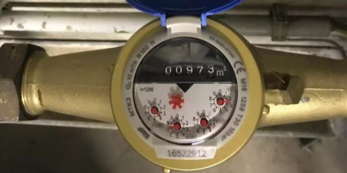Wasseruhr. Wasseruhr