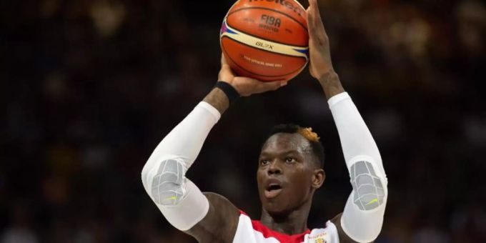 Er ist der Star der deutschen Basketball-Nationalmannschaft: Dennis Schröder. Foto: Swen Pförtner