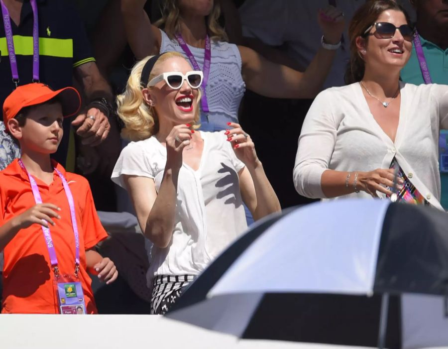 Sängerin Gwen Stefani unterstützt ihre Freundin Mirka Federer bei einem Match 2015 am Indian Wells.