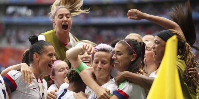 Das Nationalteam der Frauen hat in den USA mehr Geld vom Verband erhalten als das Männertream. Foto: Francisco Seco/AP Das Nationalteam der Frauen hat in den USA mehr Geld vom Verband erhalten als das Männertream. Foto: Francisco Seco/AP