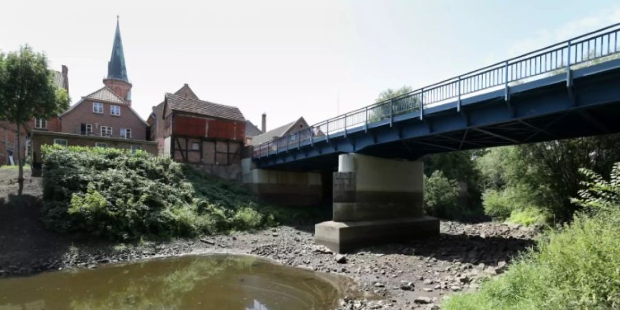 Die ausgetrockente Dove Elbe in Dömitz