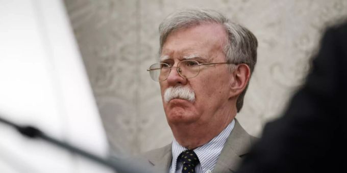 Donald Trump hat John Bolton aus seinem Dienst entlassen. John Bolton