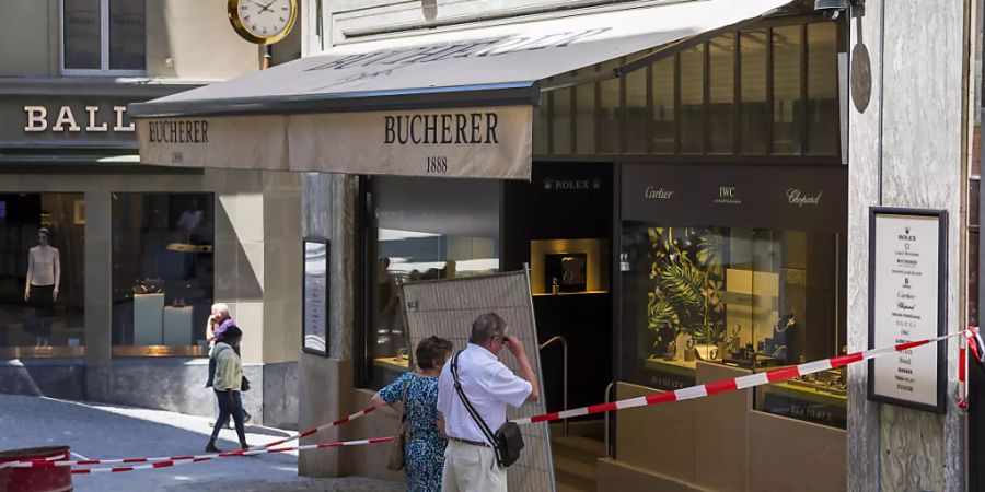 Die Täter griffen am helllichten Tag in der Innenstadt von Lausanne zu.
