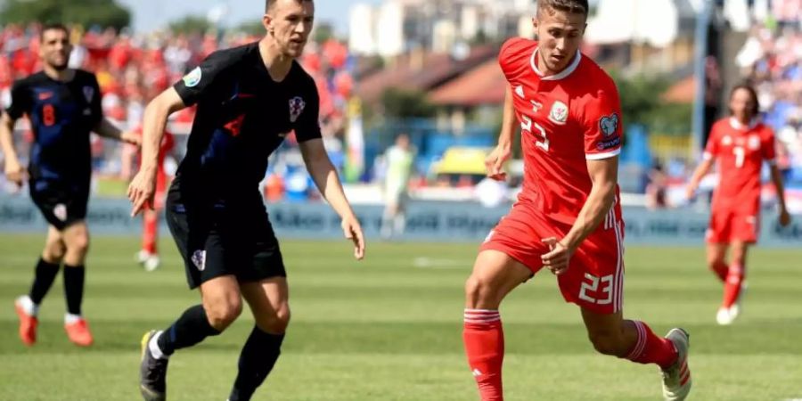 Ivan Perisic (l), hier im Duell mit dem Waliser Will Vaulks, erzielte das 2:0. Foto: Adam Davy/PA Wire