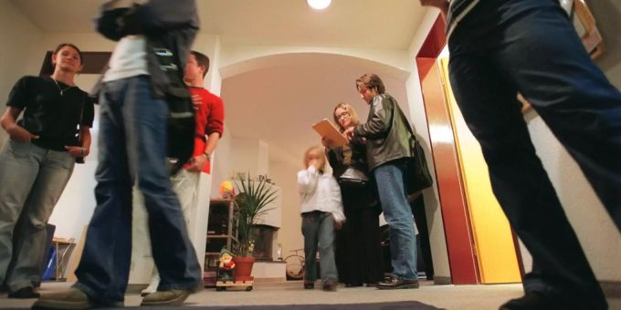 Miet-Interessenten mit kosovarischen und türkischen Namen haben am meisten Nachteile, sagt eine neue Studie. wohnung