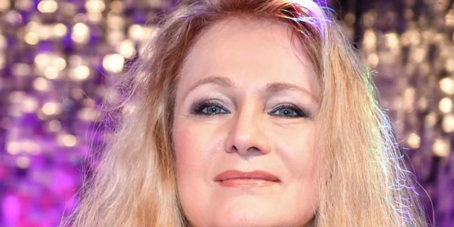 Die Sängerin Nicole hat einen Sinn fürs Überirdische. Foto: Jens Kalaene