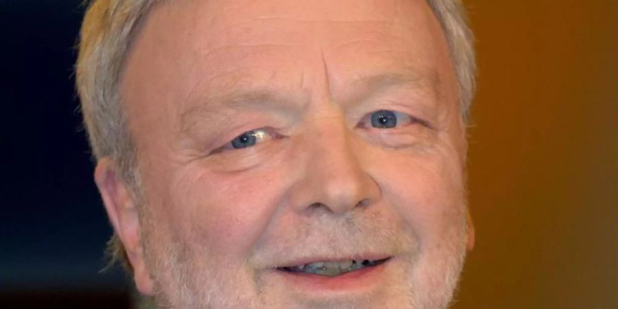 Michael Jürgs hat sein letztes Buch gerade noch zu Ende bekommen. Foto: Karlheinz Schindler