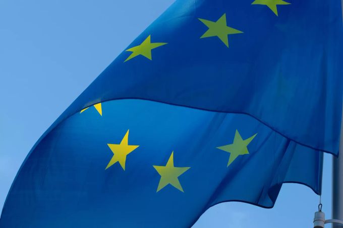 Die Verfahren zur Ausstellung eines Visums werden aber auch schneller und flexibler. EU