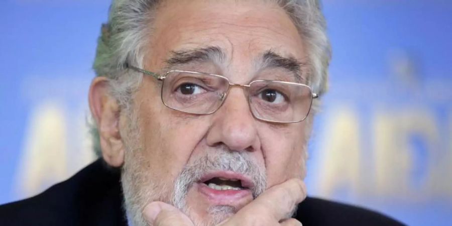 Das Konzert von Plácido Domingo in der Hamburger Elbphilharmonie soll vorerst wie geplant stattfinden. Foto: Lisi Niesner/APA/EPA