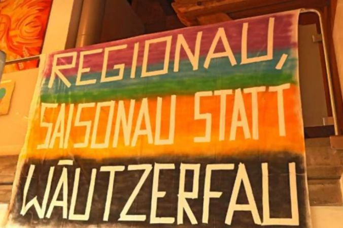Das Streiktransparent der Gruppe Klimastreik Schwarzenburg