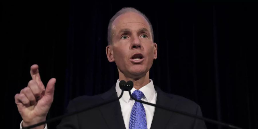 dennis muilenburg