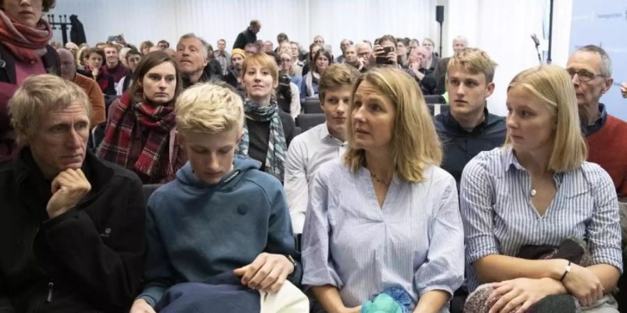 Im Berliner Verwaltungsgericht: Die Bio-Landwirte, die gegen die Klimapolitik der Bundesregierung klagen. Foto: Paul Zinken/dpa