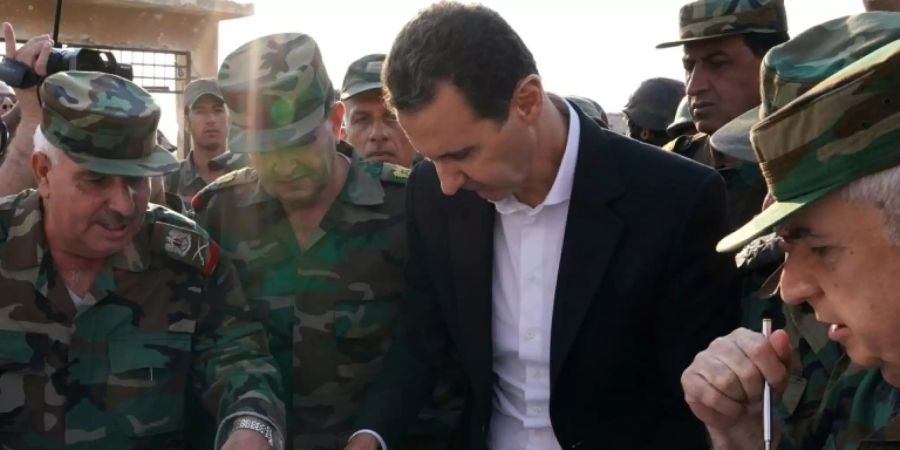 Syriens Machthaber Assad mit Regierungstruppen