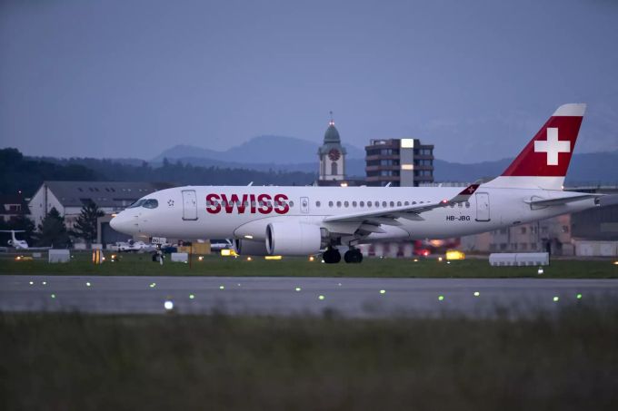 Die Lufthansa ist die Muttergesellschaft der Schweizer Airline Swiss. Swiss Flugzeug