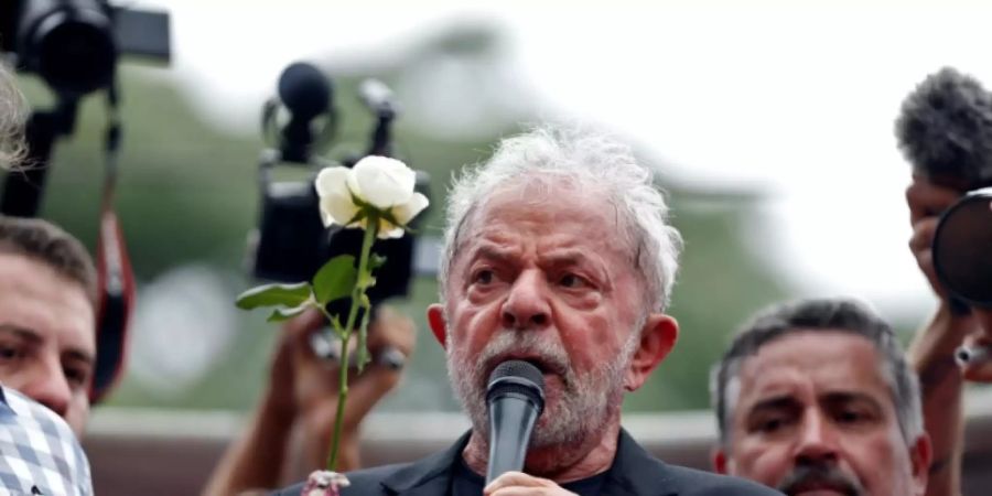 Lula spricht vor Metallarbeitergewerkschaft