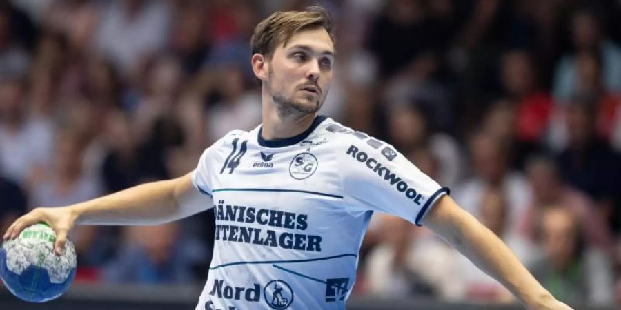 Muss sich einer Operation des linken Fersenbeins unterziehen und fällt für die SG Flensburg-Handewitt länger aus: Hampus Wanne. Foto: Swen Pförtner