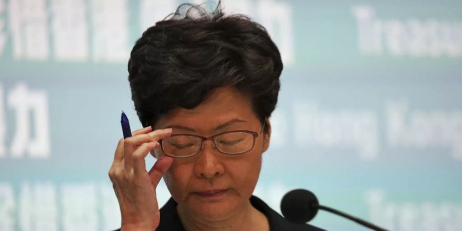 carrie lam vermummungsverbot