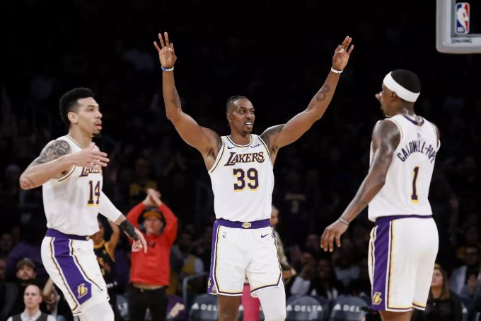 Dwight Howard (M.) spielt mittlerweile bei den Los Angeles Lakers. Timberwolves Lakers Basketball