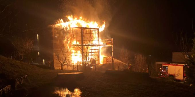 In Degersheim SG brannten zwei Balkone. Brand