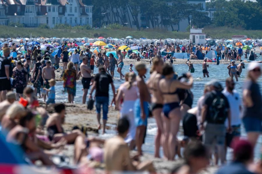 Mit einem romantischen Strand-Spaziergang ist es an der Ostsee zurzeit vorbei.