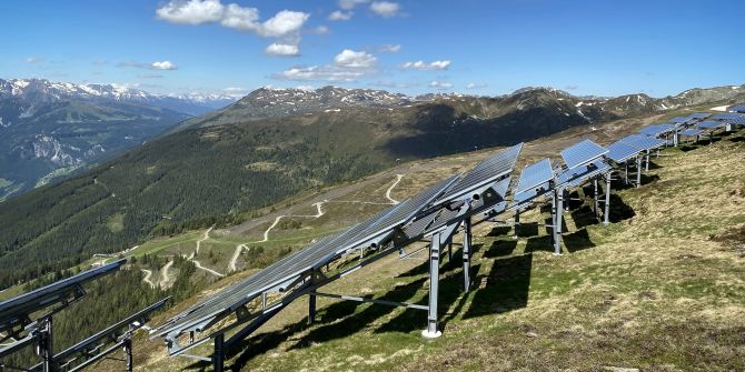 Solarmodule Berge Alpen Panorama