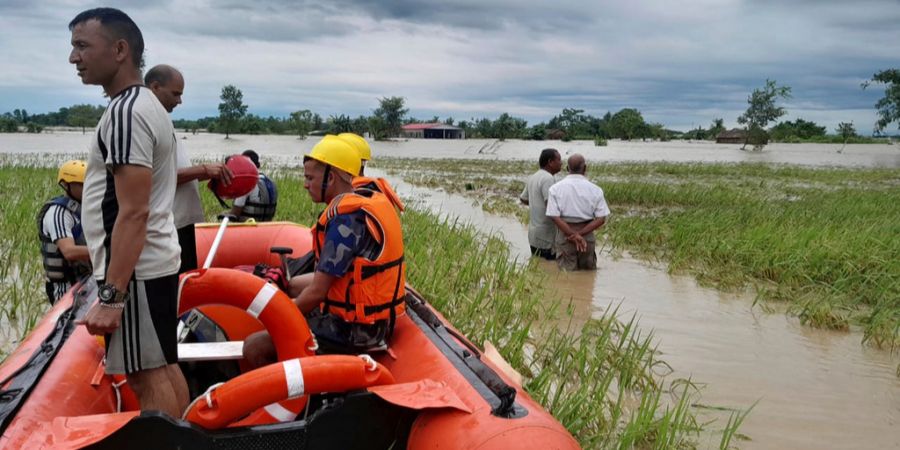 Nepal Rettungskräfte Überschwemmung