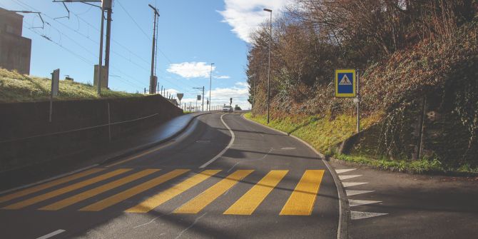 Bezirk Küssnacht Haltikerstrasse Verkehr