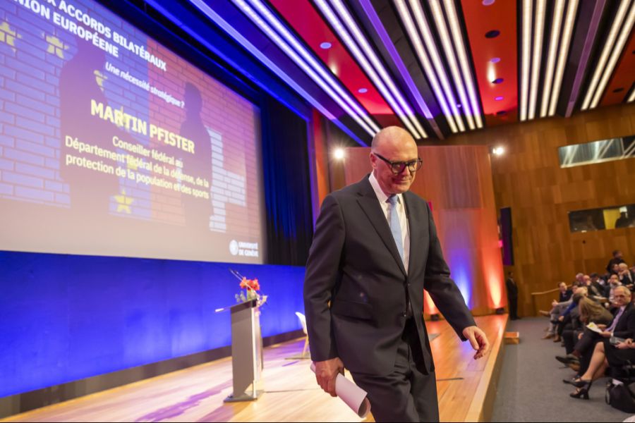 Pfister verliess die Bühne.