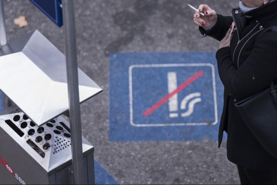 An fünf Bahnhöfen testen die SBB deshalb nun, wie die Einhaltung der Regeln gefördert werden kann.