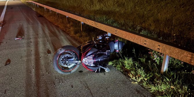 Motorradfahrer Unfall Winkeln