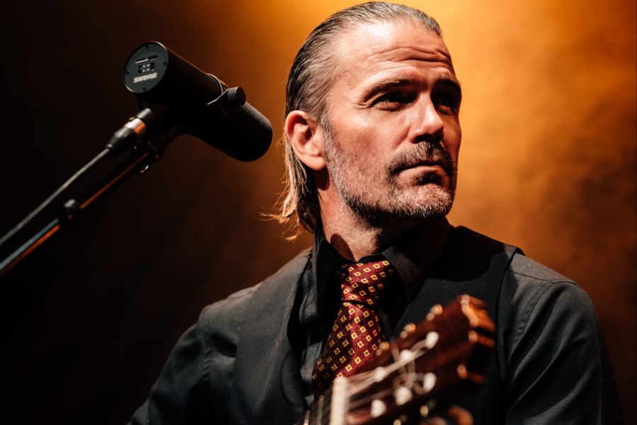 Troubadour Oli Kehrli