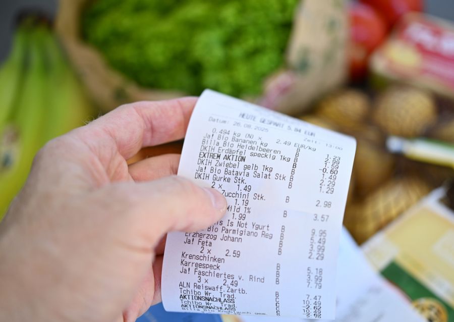 Unter Einbezug der geschätzten Teuerung von 0,1 - 0,3 Prozent steigen die Reallöhne erheblich. (Symbolbild)