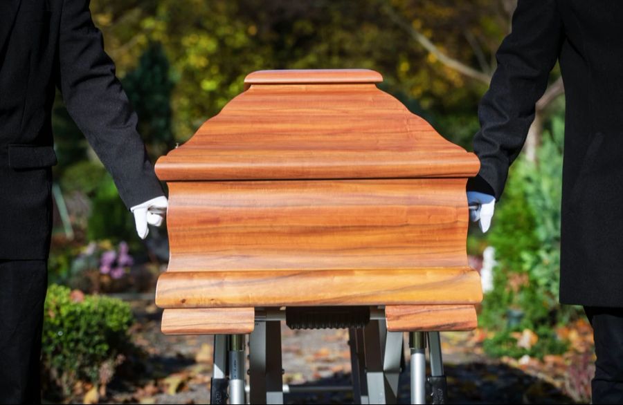 Beim Rücktransport der Leiche nach Kanada kam es zu einer fatalen Verwechslung. (Symbolbild)