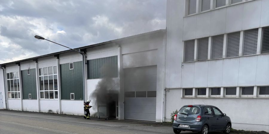 Brand in Firma.