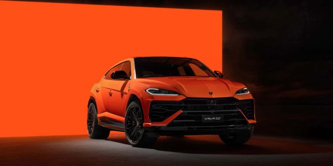 2024 Lamborghini Urus SE