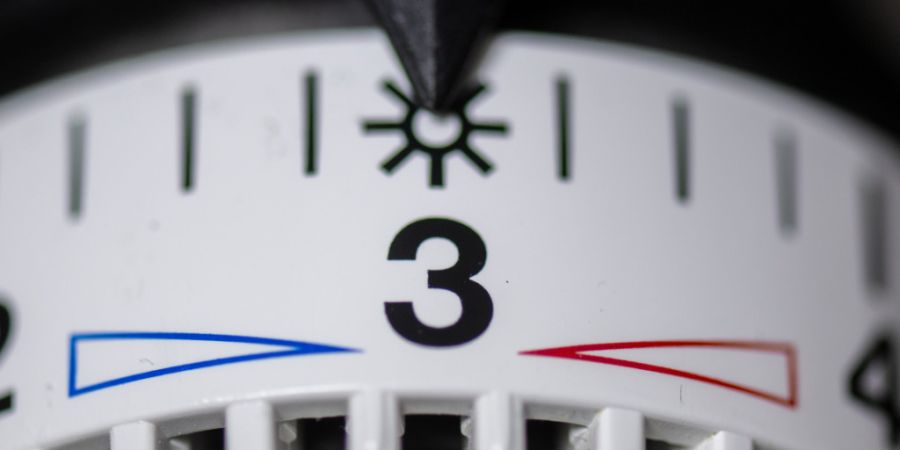 Die Urner Regierung verweigert die Unterstützung für eine Motion, die bisherige Abzüge beim Energiesparen beibehalten wollte. (Symbolbild)