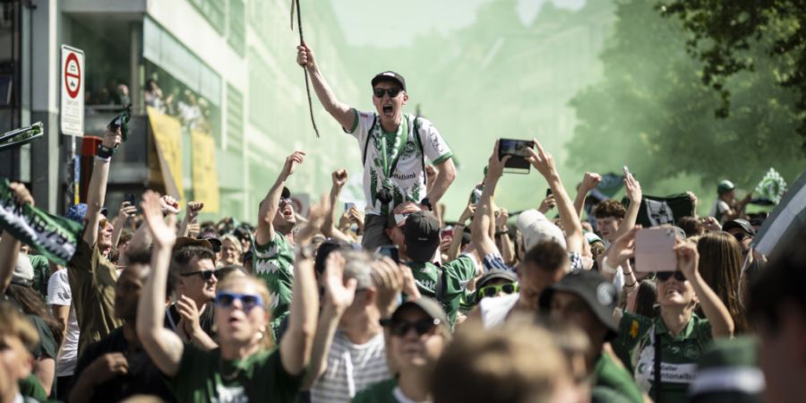 Rund 20'000 Fans feierten am Sonntag in der St. Galler Innenstadt den Cupsieg ihres Fussballclubs.