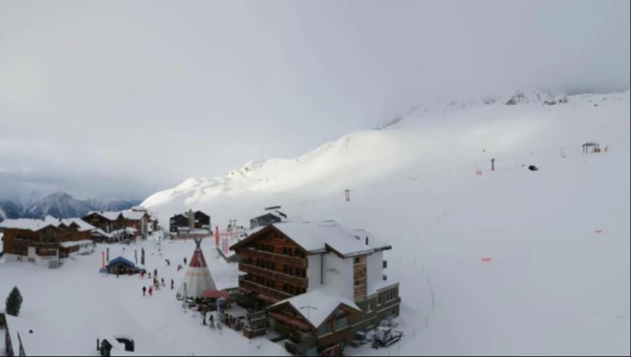 Blick auf die Fiescheralp VS am Montagmorgen um 9 Uhr.