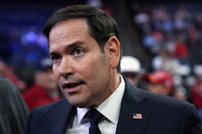 Marco Rubio gilt unter Experten als Hardliner. trump marco rubio