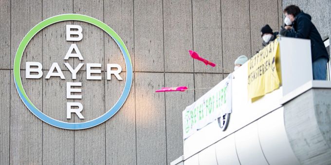Wie der milliardenschwere Streit rund um angebliche Krebsrisiken des Unkrautvernichters Glyphosat sind die PCB-Verfahren ein teures Erbe des 2018 übernommenen US-Saatgutkonzerns Monsanto. (Archivbild) Bayer